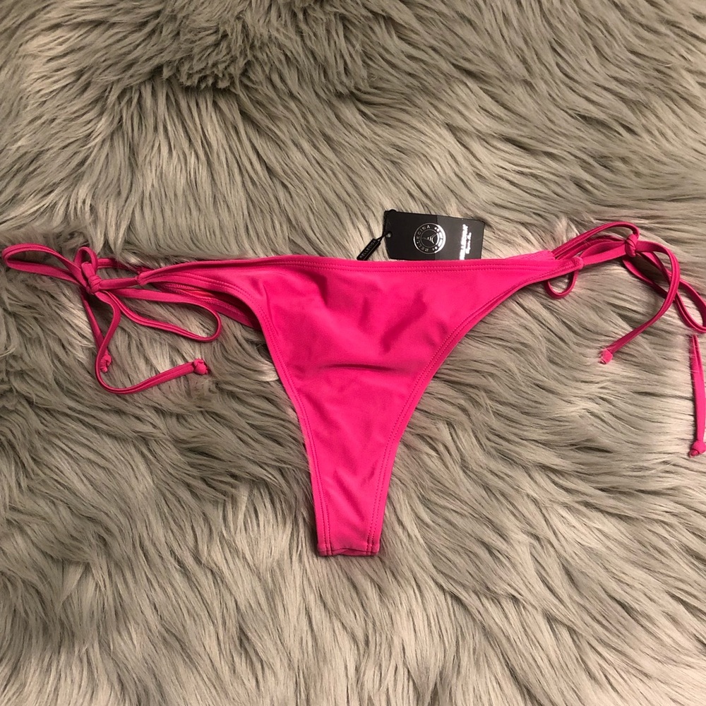 Women’s Hot Pink Thong Bottoms. Size M W/Tie Sides